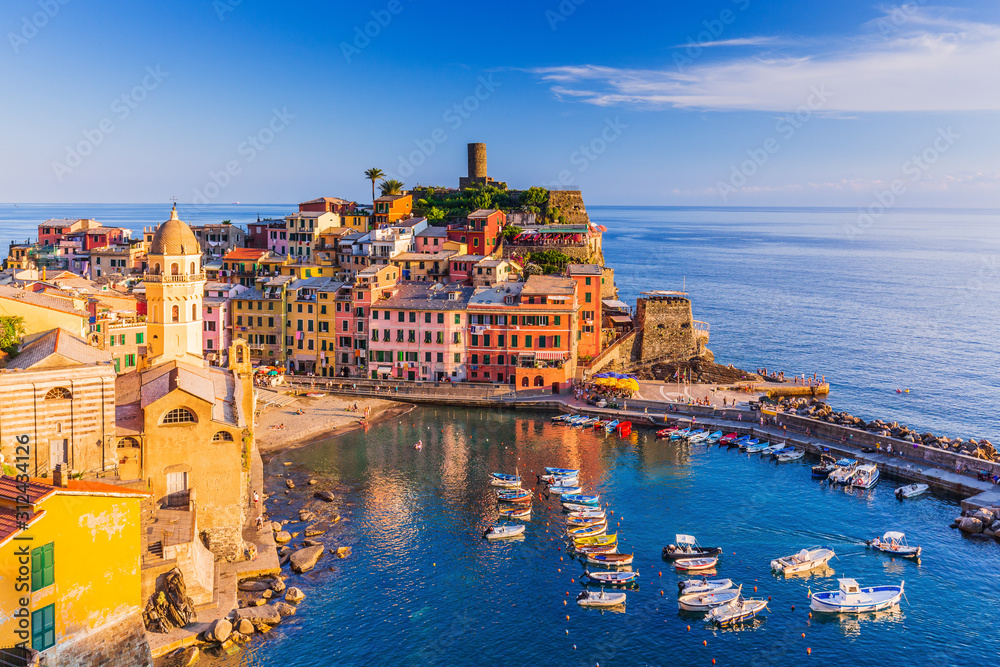 Vernazza village. Cinque Terre National Park, Italy.