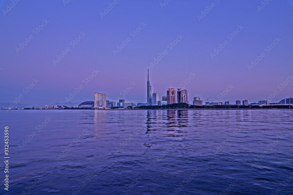 Obraz premium 福岡シーサイドももちエリア風景夜景