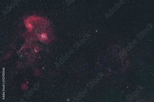 ぎょしゃ座の散光星雲と超新星残骸