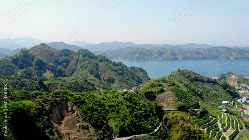 宇和島のリアス式海岸と山並