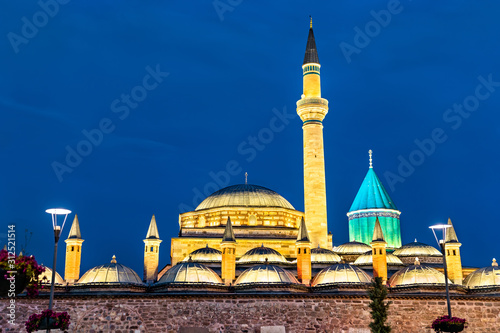 Shrine of Jalaluddin Rumi in Konya, Turkey photo