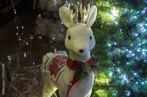 Obraz na płótnie Christmas deer toy figurine w salonie