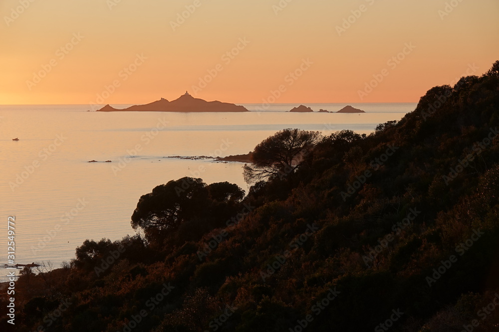 Coucher de soleil sur Les Sanguinaires, Ajaccio en Corse