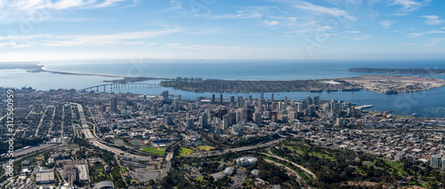 San Diego Skyline © Zach