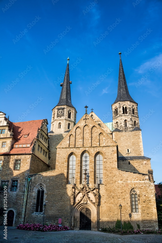 merseburg, deutschland - dom mit zwillingstürme