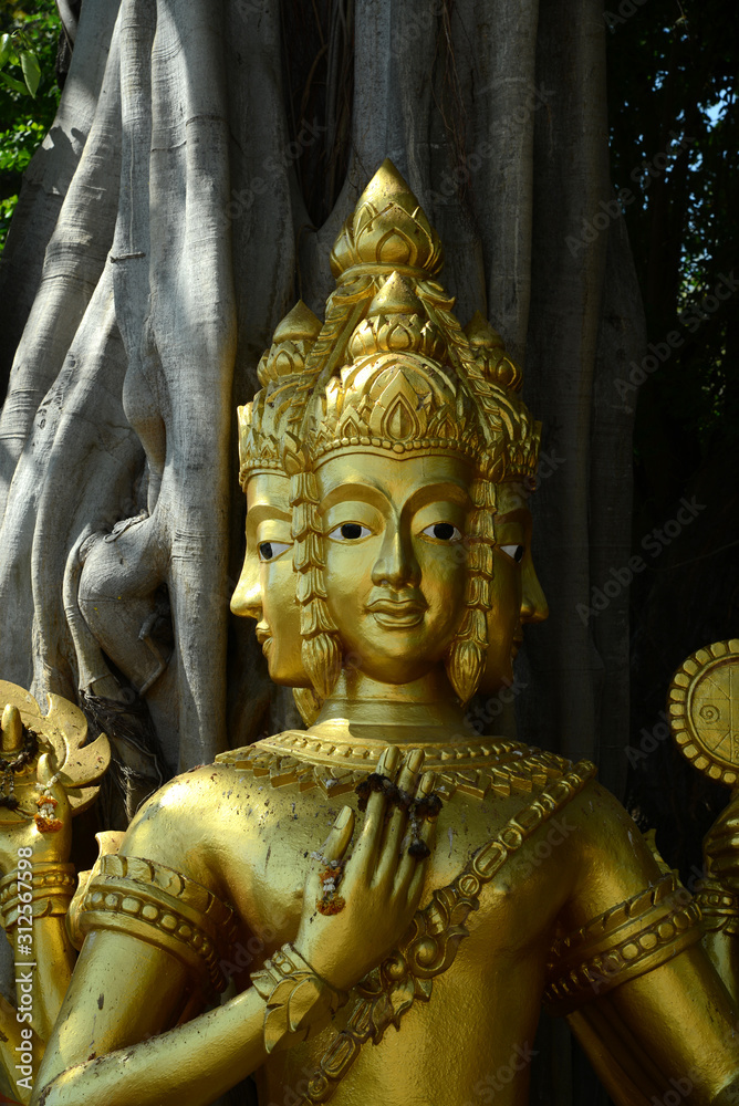 Tempelanlage Wat Muang, Ang Thong, Thailand