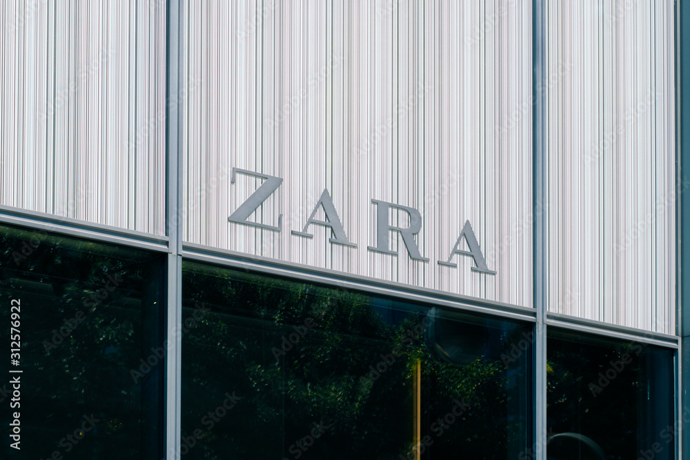 The logo / brand name of ZARA on store facade in Berlin, Germany. Zara is a  Spanish fashion, clothing and accessories retailer - Berlin, Germany - June  2018 Photos | Adobe Stock