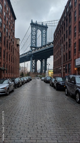 Dumbo's Manhattan bridge © Kevin