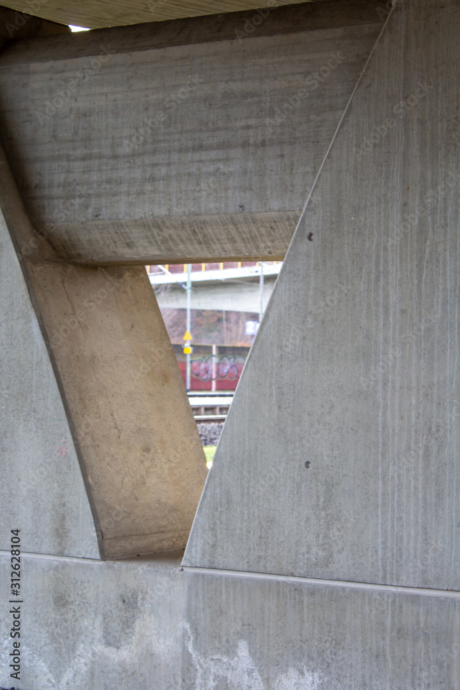 Bridge pillar of a concrete bridge