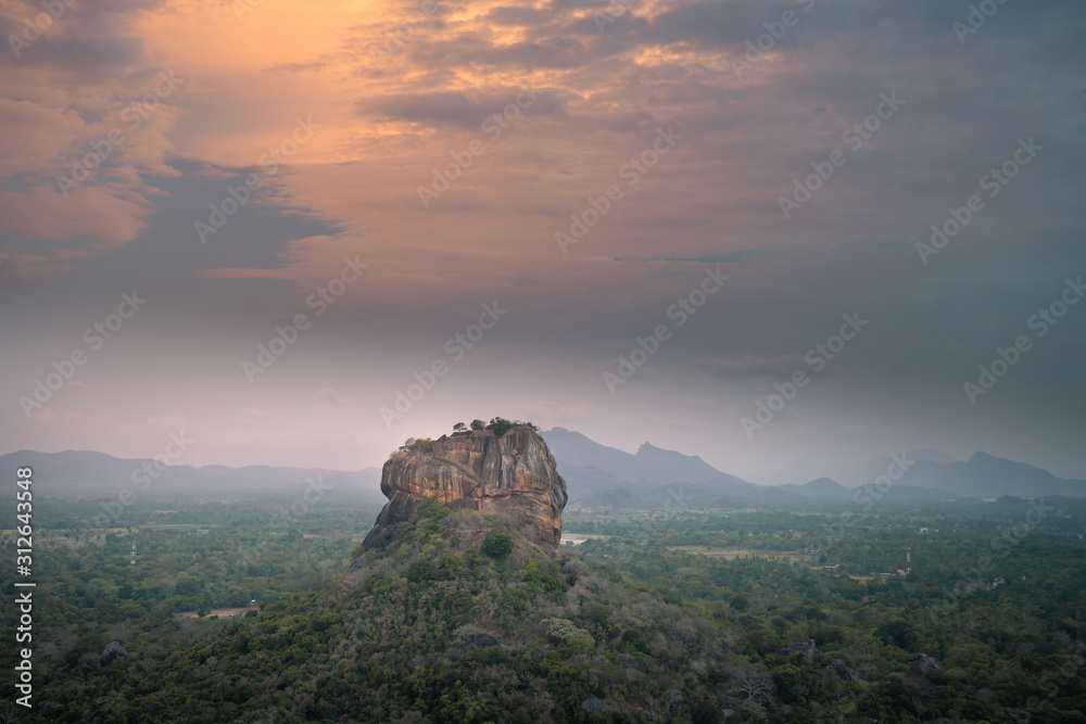 Obraz premium Sigiriya lion rock fortress, Sri Lanka