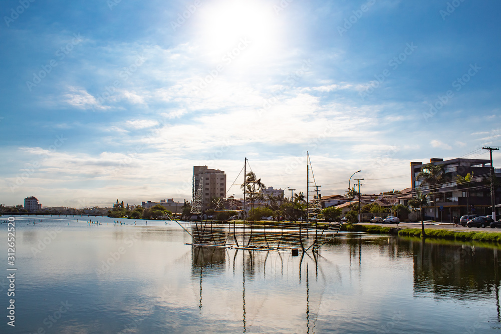 Naklejka premium Paisagem da Logoa do Violão, cidade de Torres, estado do Rio Grande do Sul, Brasil