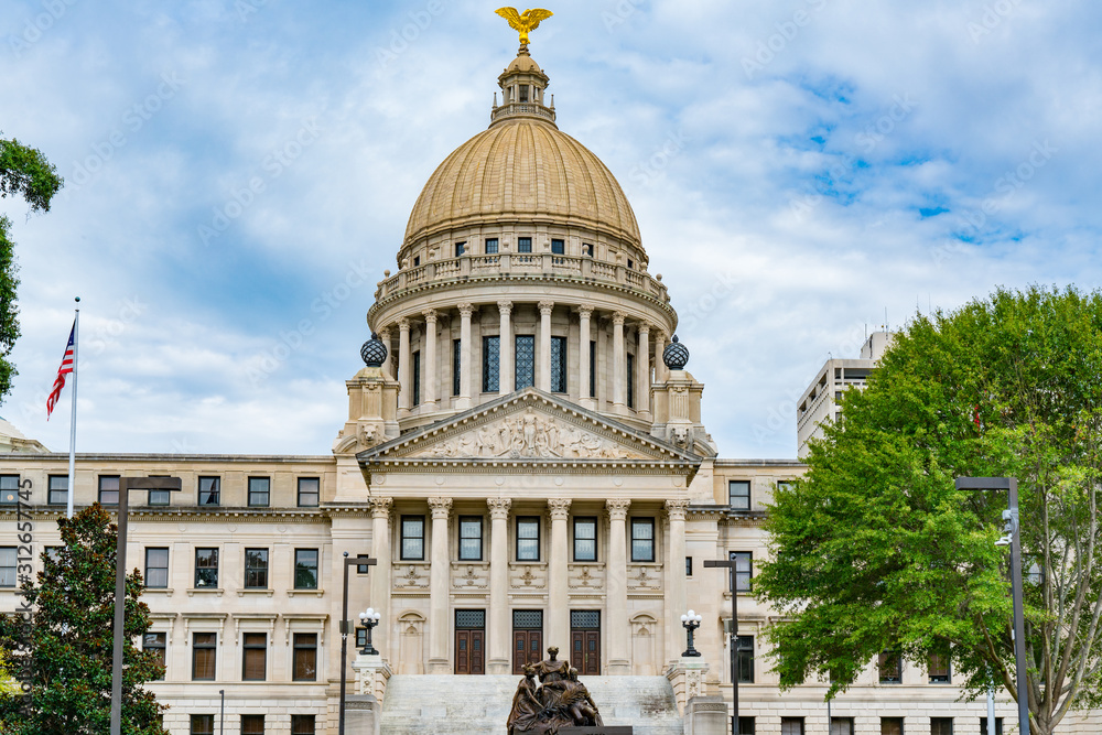 Exterior of the Mississippi State Capitol Building in Jackson