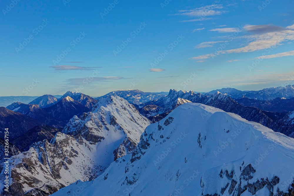 Obraz premium Mountains in winter