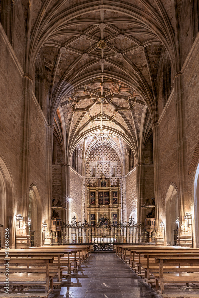  inside a church of the city of Leon