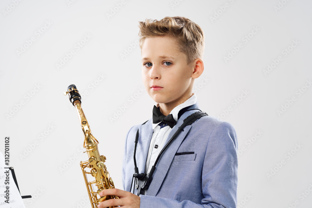 Fototapeta premium man with saxophone