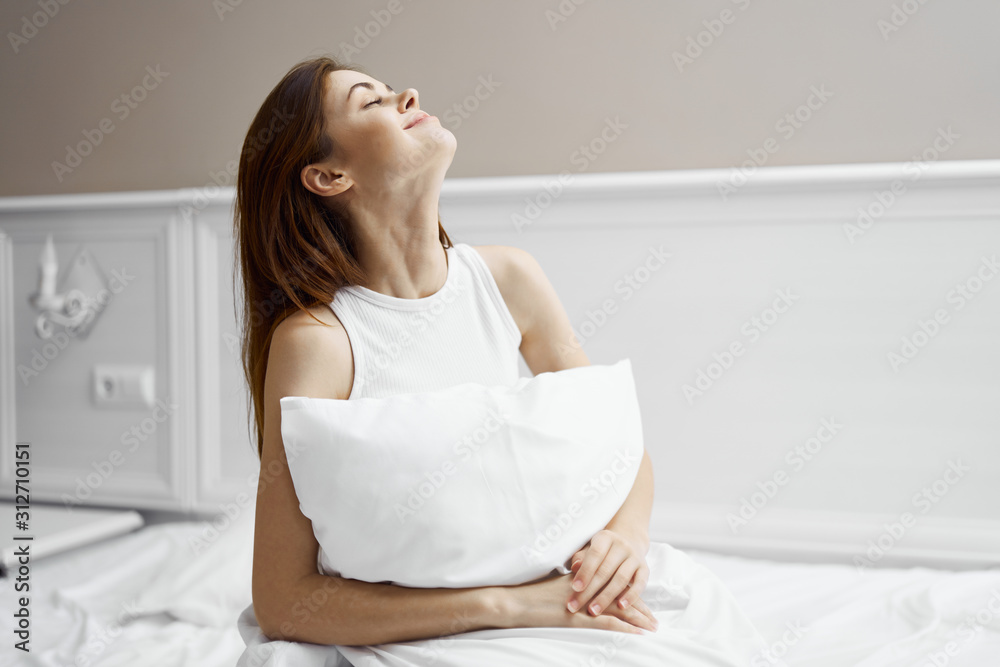 woman in bed woman in bed