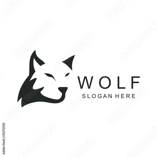 Wolf head silhouette Logo Design Vector