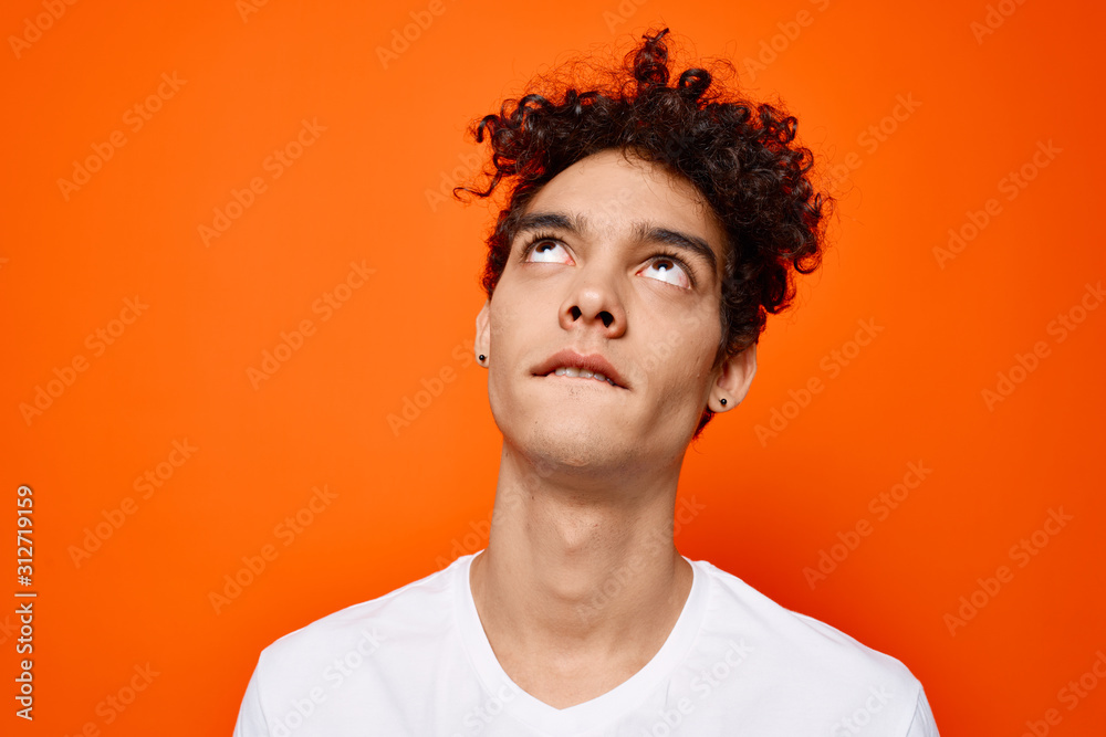 Obraz premium portrait of young man on black background