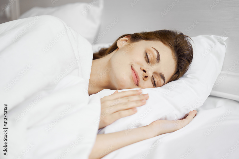 woman sleeping in bed woman sleeping in bed