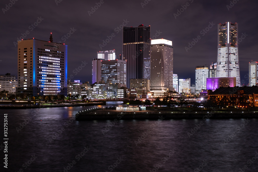 Fototapeta premium Wgląd nocy Minatomirai w Jokohamie