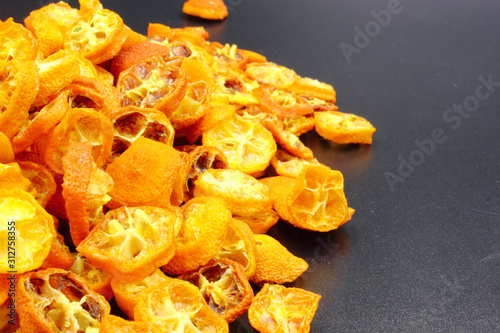 dried kumquats photo