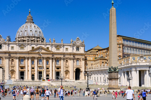 saint peters basilica in rome italy