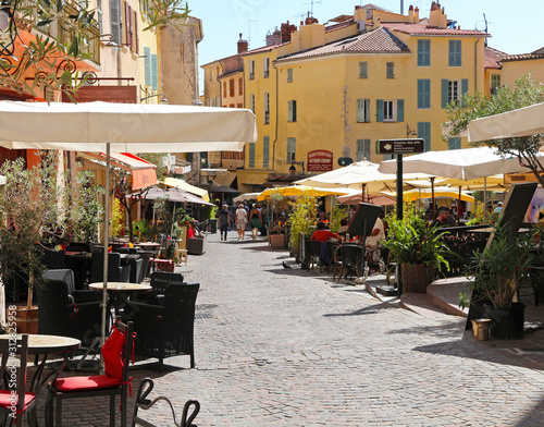 Fototapeta Naklejka Na Ścianę i Meble -  France, Provence, Hyeres, mediaeval town center