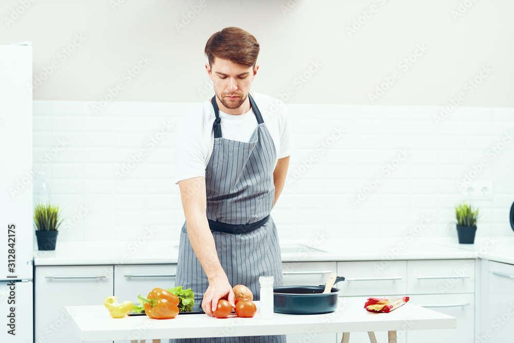 woman preparing healthy food in kitchen woman preparing healthy food in kitchen