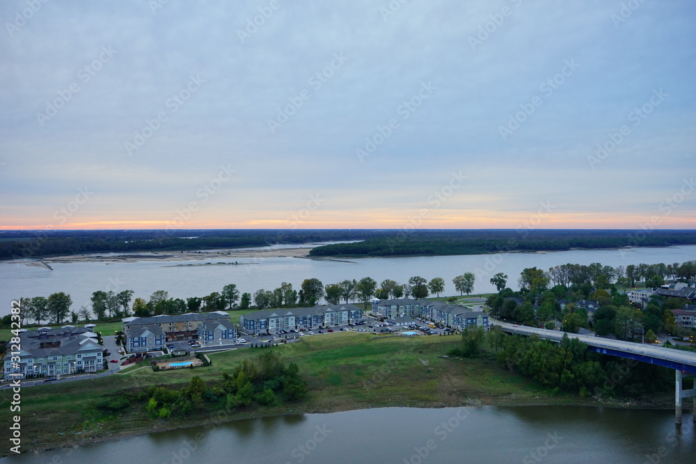 Fototapeta premium Mississippi river front park at Memphis