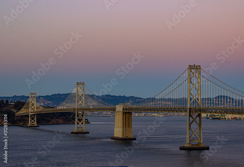 Obraz na plátně San Francisco bay bridge at dusk