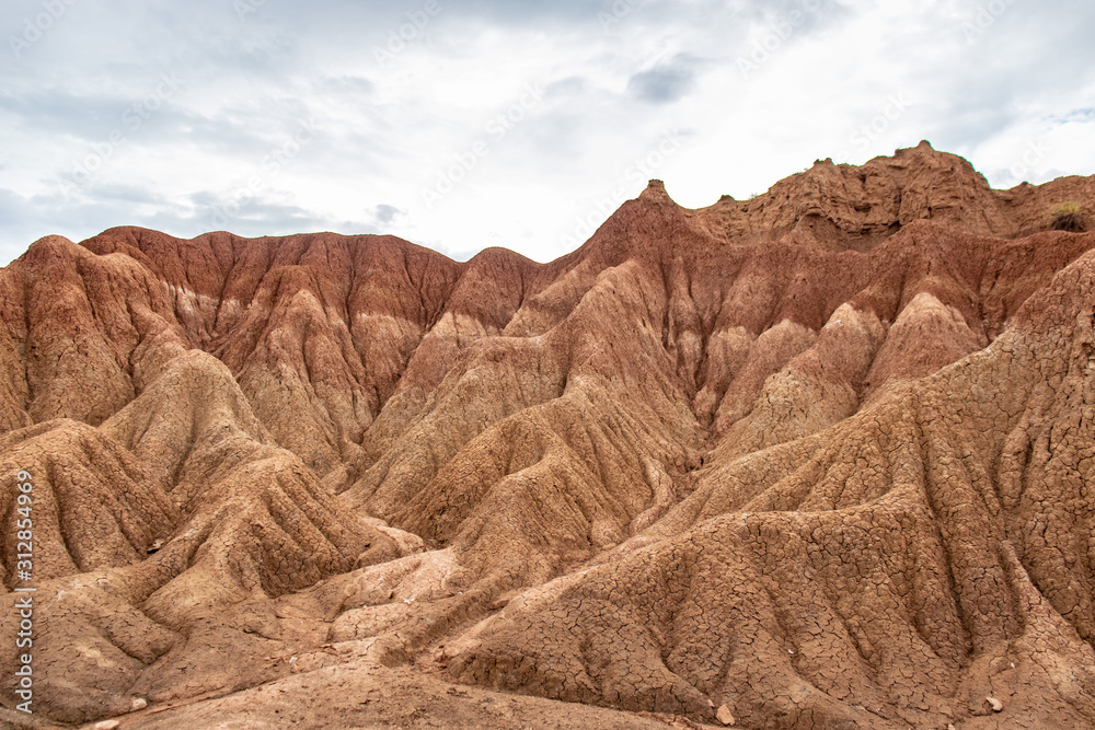 Fototapeta premium Desierto de la Tatacoa en Villavieja Huila Colombia