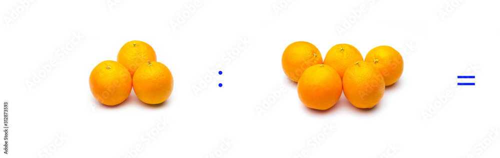 División sencilla entre naranjas, cálculo matemático de división. División sencilla entre naranjas, cálculo matemático de división.