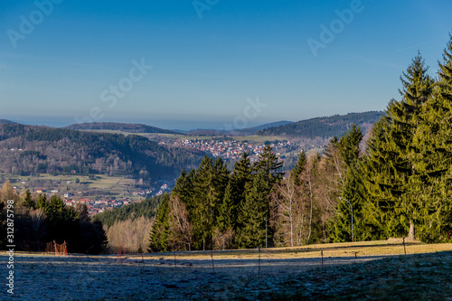 Kleine Wanderrunde am winterlichen Neujahrsmorgen rund um Ruppberg bei Zella-Mehlis - Thüringen/Deutschland photo