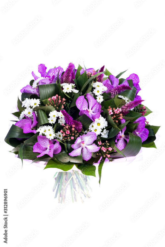 Obraz premium bouquet of flowers isolated on white