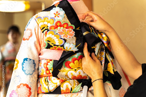 振袖の着付け