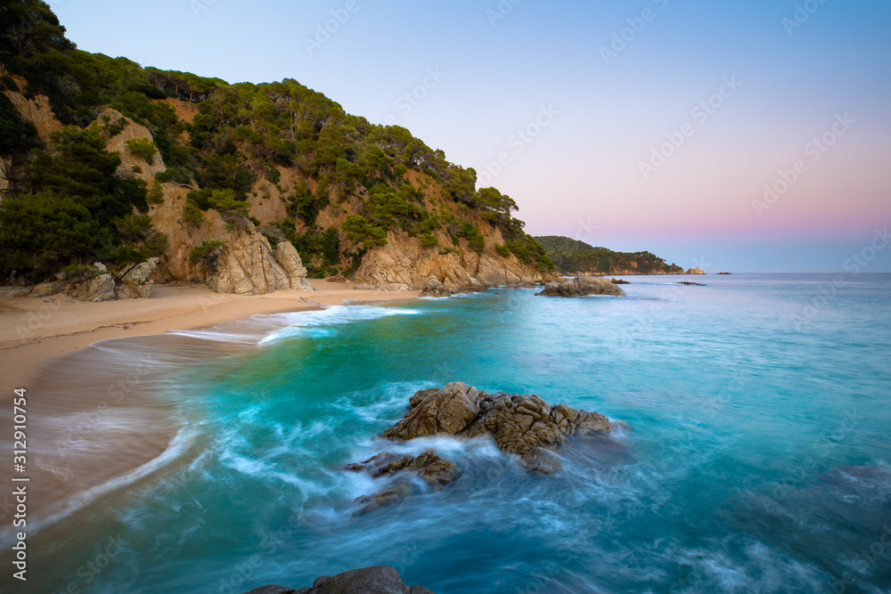 Fototapeta premium Amazing seascape with cliffs and turquoise water