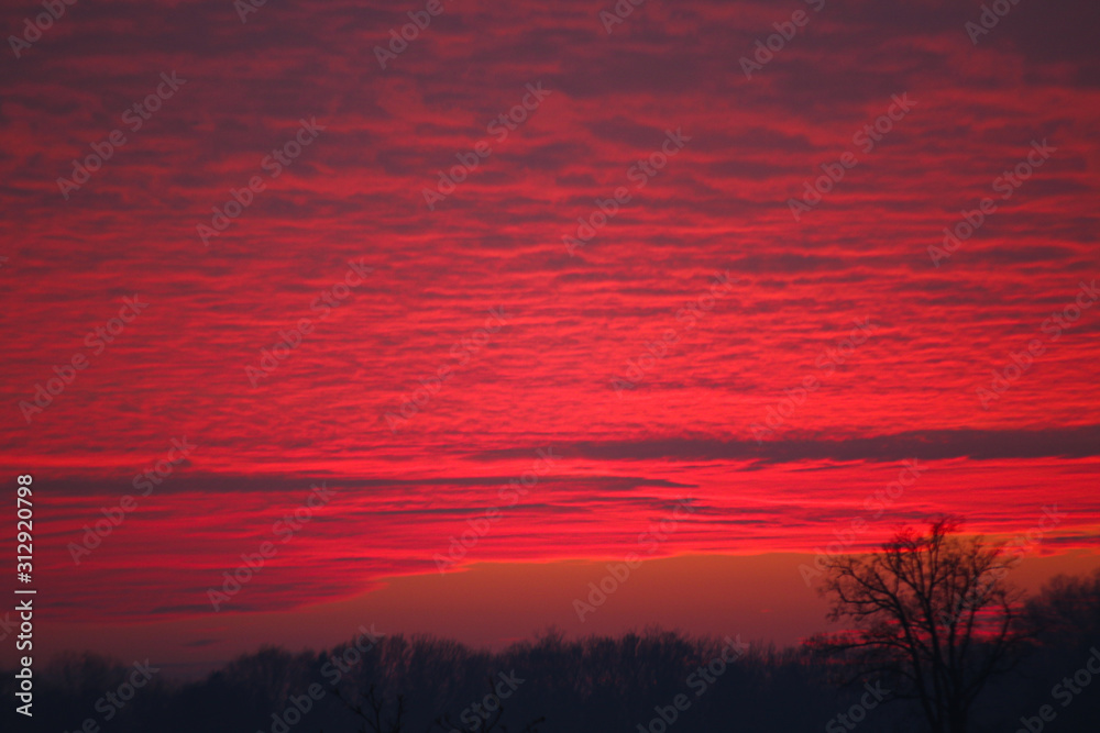 Fototapeta premium Sunset clouds, dawn, sky, evening
