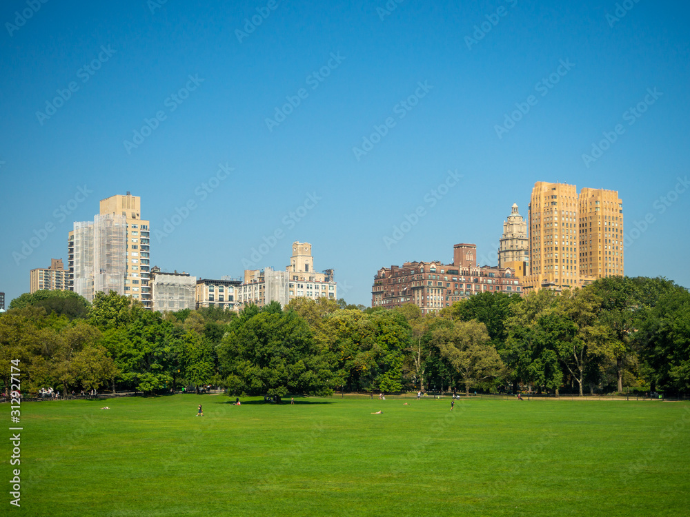 Manhattan, New York City, United States : [ Central park, midtown Manhattan, Bethesda mall fountain panorama ]
