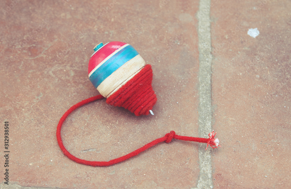 Wooden Spinning Tops With String