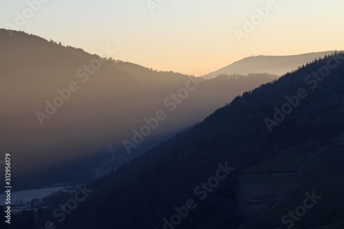 Abendstimmung im Tal © as-PROmedia