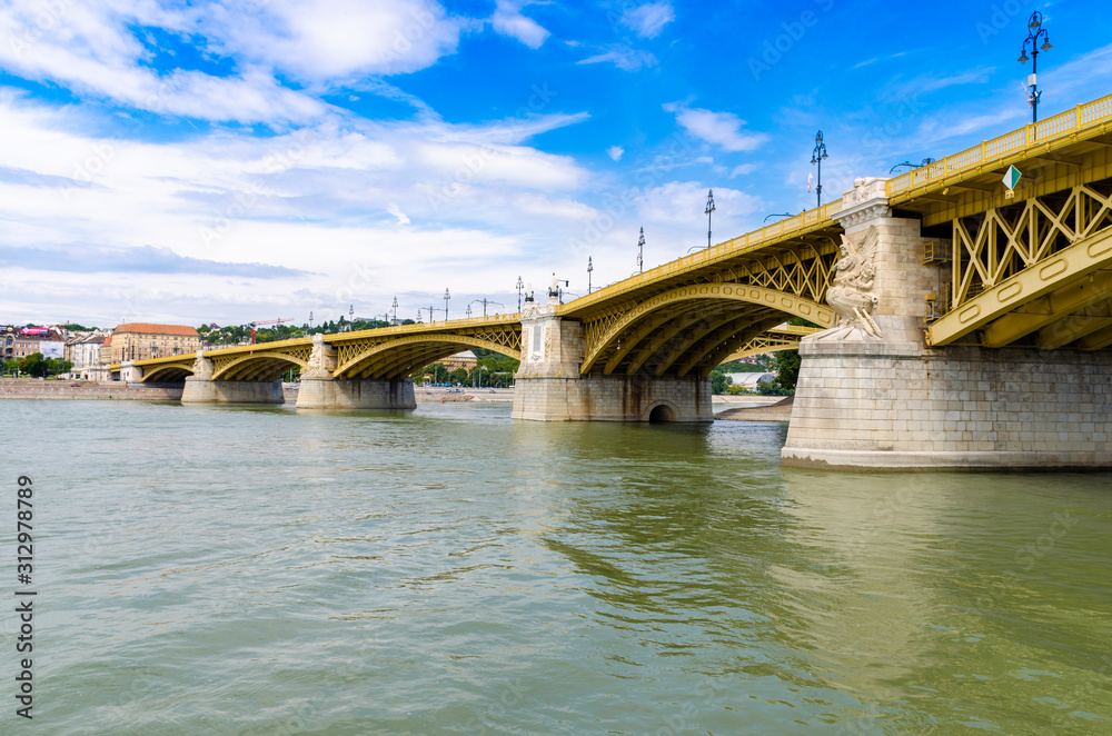 View of the Margaret (Margit) Bridge in Budapest, Hungary, connecting Buda and Pest across the Danube river and linking Margaret Island.