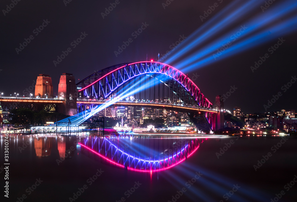 Fototapeta premium Sydney Harbour Bridge at night