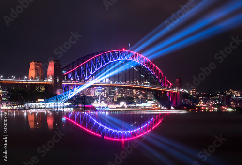 Fototapeta Naklejka Na Ścianę i Meble -  Sydney Harbour Bridge at night
