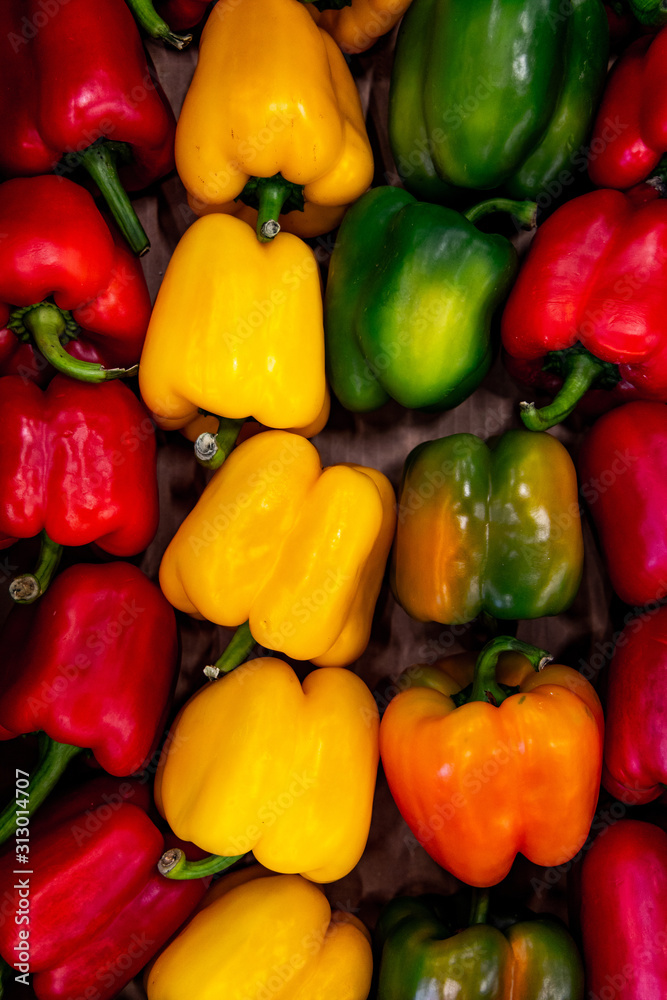Paprika Gemüse frisch fresh gesund gelb grün rot red green yellow Paprika Gemüse frisch fresh gesund gelb grün rot red green yellow
