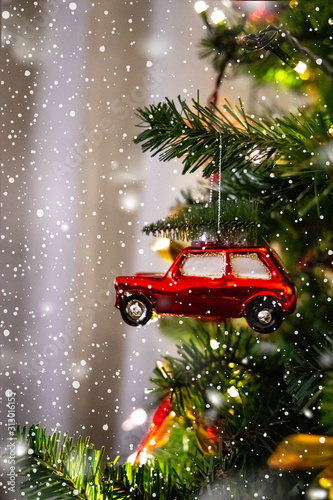 Weihnachten Christbaum Auto Weihnachtsmann Baumkugel christmas car