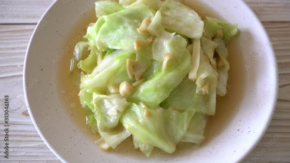 Stir-Fried Cabbage with Fish Sauce Stir-Fried Cabbage with Fish Sauce