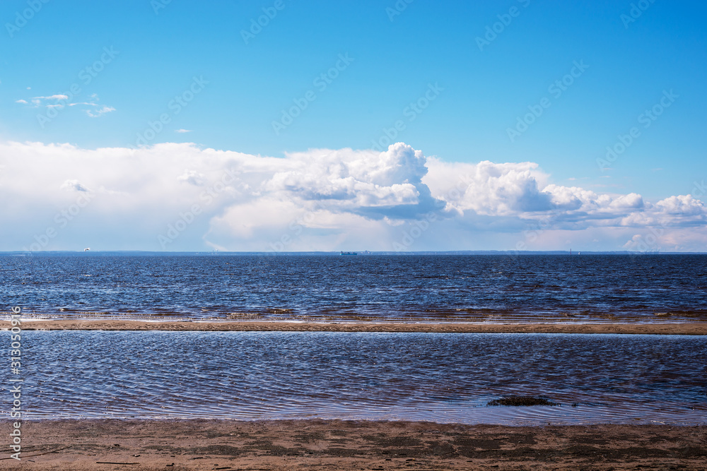 The Gulf of Finland with the Bank