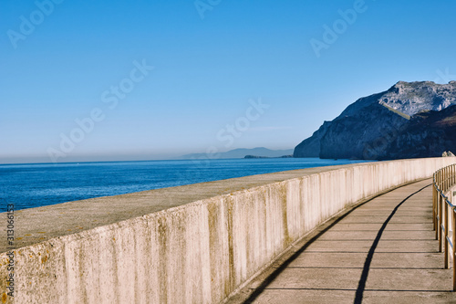 laredo port view in december