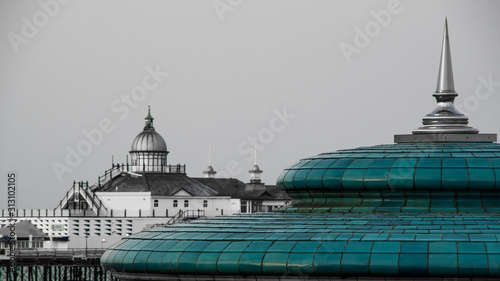 Obraz na plátně The domes of Eastbourne bandstand and pier
