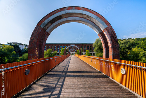 Diminishing perspective of Neckarbrucke bridge